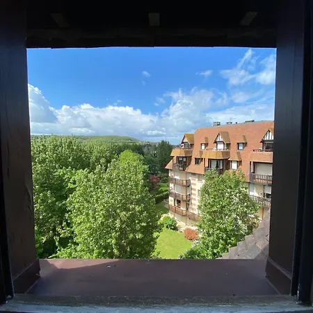 Le Fairway Apartman